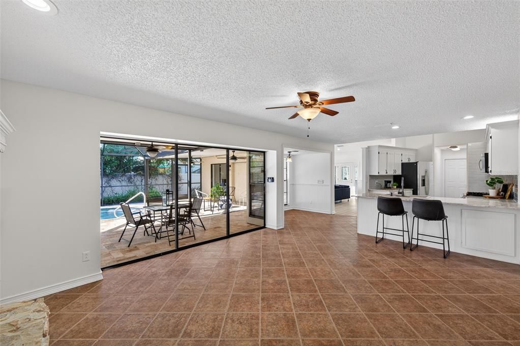 For Sale: $469,000 (4 beds, 2 baths, 2029 Square Feet)