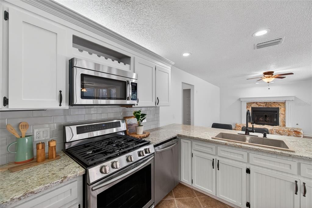 For Sale: $469,000 (4 beds, 2 baths, 2029 Square Feet)