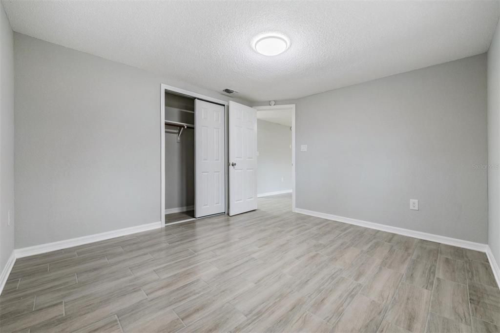 待售: $199,900 (3 贝兹, 2 浴室, 992 平方英尺)