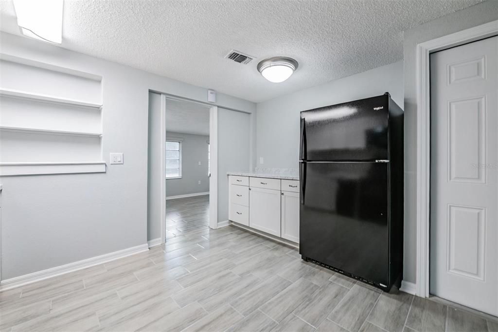 待售: $199,900 (3 贝兹, 2 浴室, 992 平方英尺)