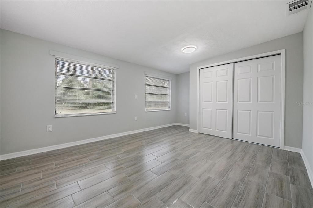 待售: $199,900 (3 贝兹, 2 浴室, 992 平方英尺)