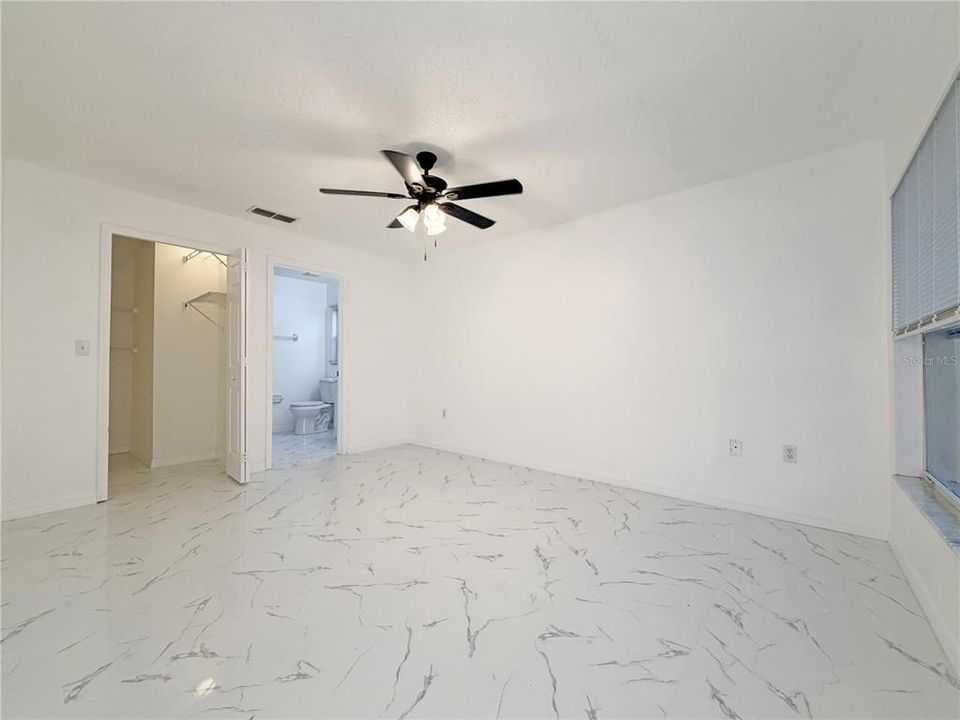 En Venta: $354,990 (3 camas, 2 baños, 1403 Pies cuadrados)