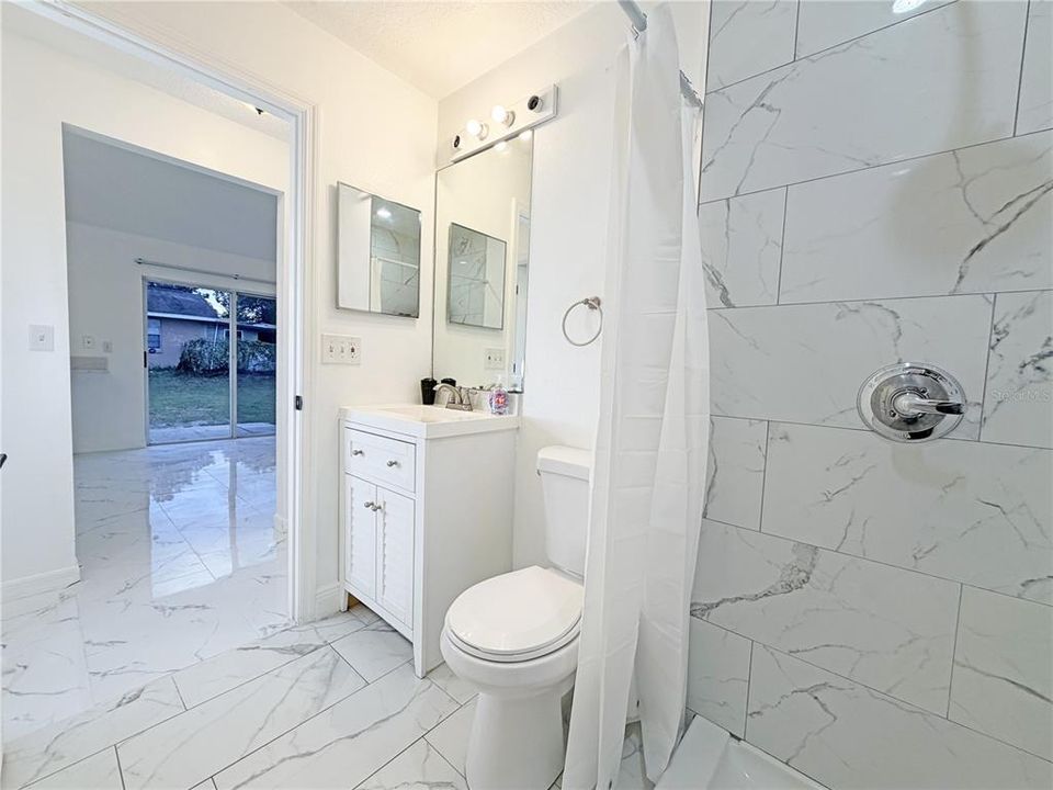 En Venta: $354,990 (3 camas, 2 baños, 1403 Pies cuadrados)