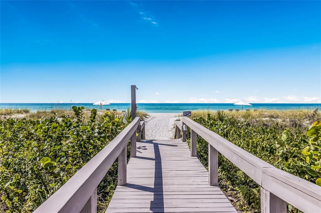 На продажу: $1,150,000 (3 спален, 3 ванн, 1707 Квадратных фут)