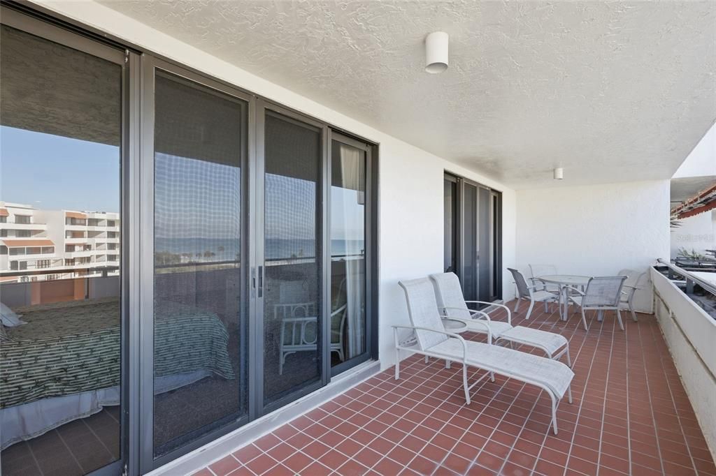 На продажу: $1,150,000 (3 спален, 3 ванн, 1707 Квадратных фут)