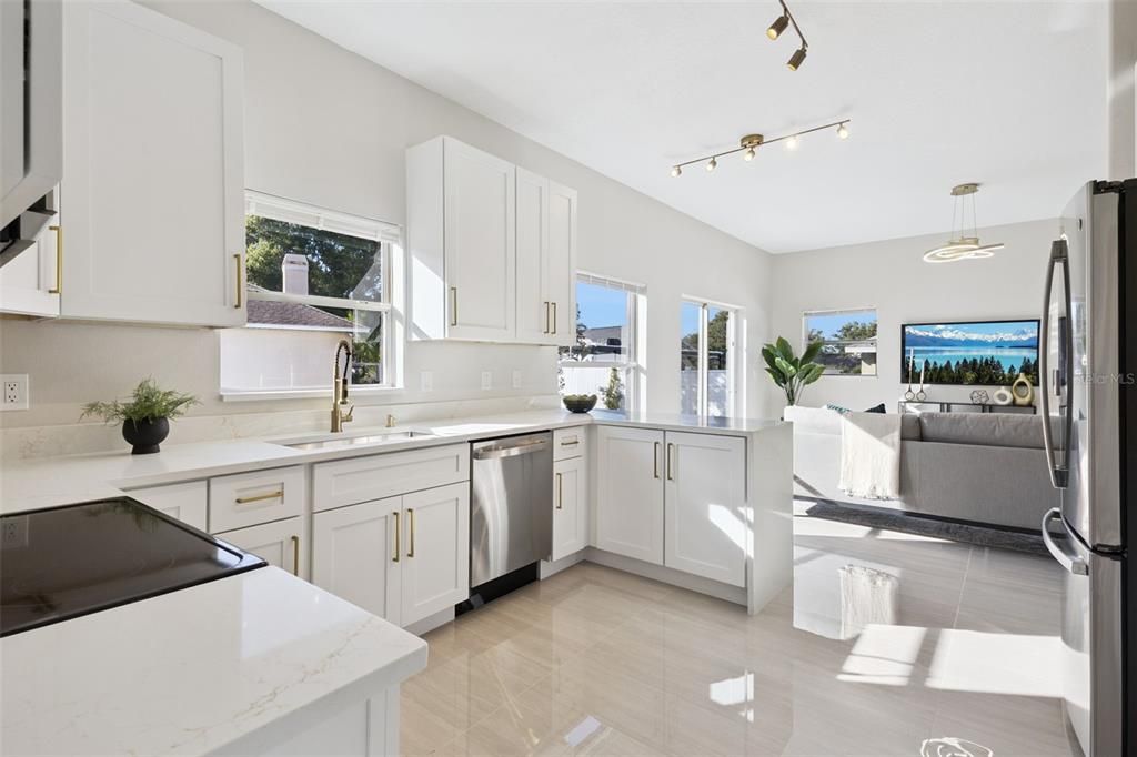 For Sale: $697,000 (4 beds, 3 baths, 2319 Square Feet)