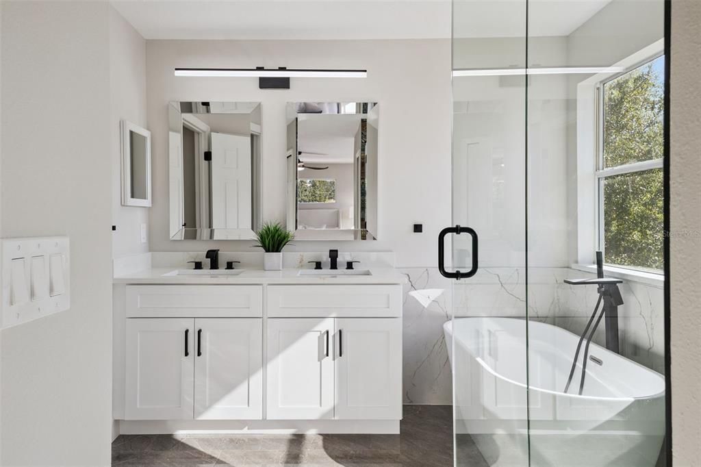 For Sale: $697,000 (4 beds, 3 baths, 2319 Square Feet)