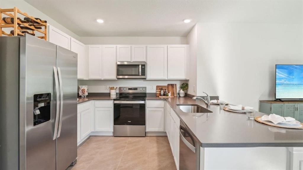 For Sale: $356,990 (3 beds, 2 baths, 1560 Square Feet)