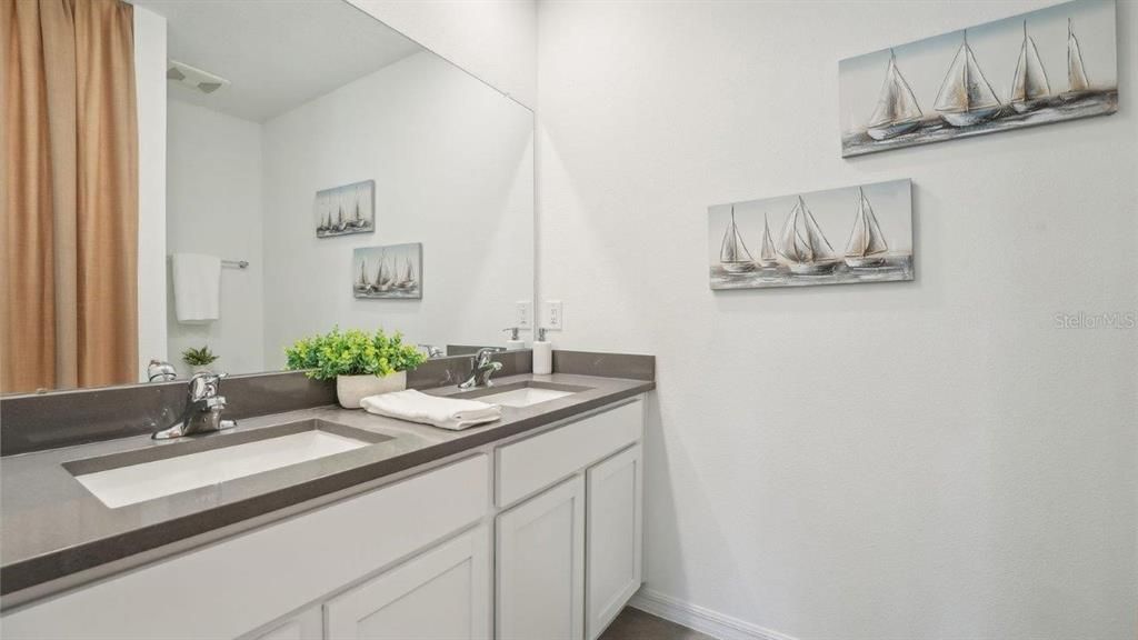 For Sale: $356,990 (3 beds, 2 baths, 1560 Square Feet)