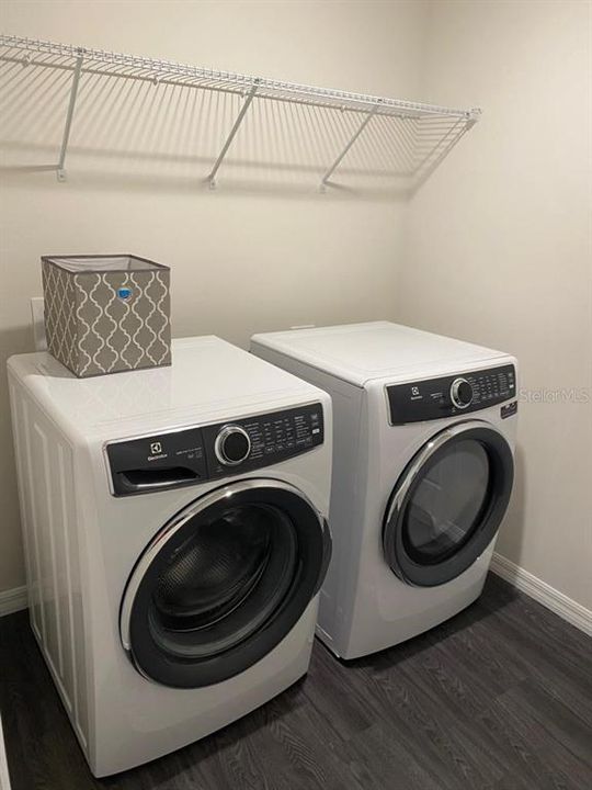 В аренду: $2,900 (4 спален, 2 ванн, 1863 Квадратных фут)