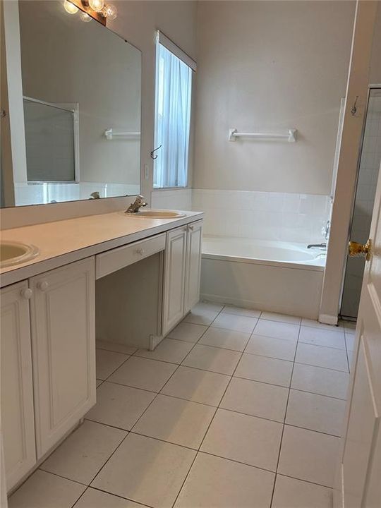 En Renta: $2,700 (3 camas, 2 baños, 1870 Pies cuadrados)