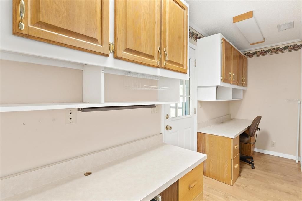 待售: $174,900 (2 贝兹, 2 浴室, 1452 平方英尺)