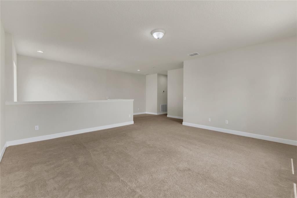 For Rent: $3,500 (3 beds, 2 baths, 3015 Square Feet)