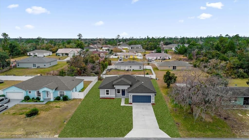 В аренду: $2,200 (3 спален, 2 ванн, 1833 Квадратных фут)