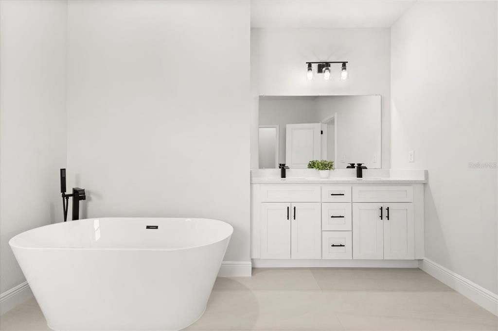 В аренду: $2,200 (3 спален, 2 ванн, 1833 Квадратных фут)