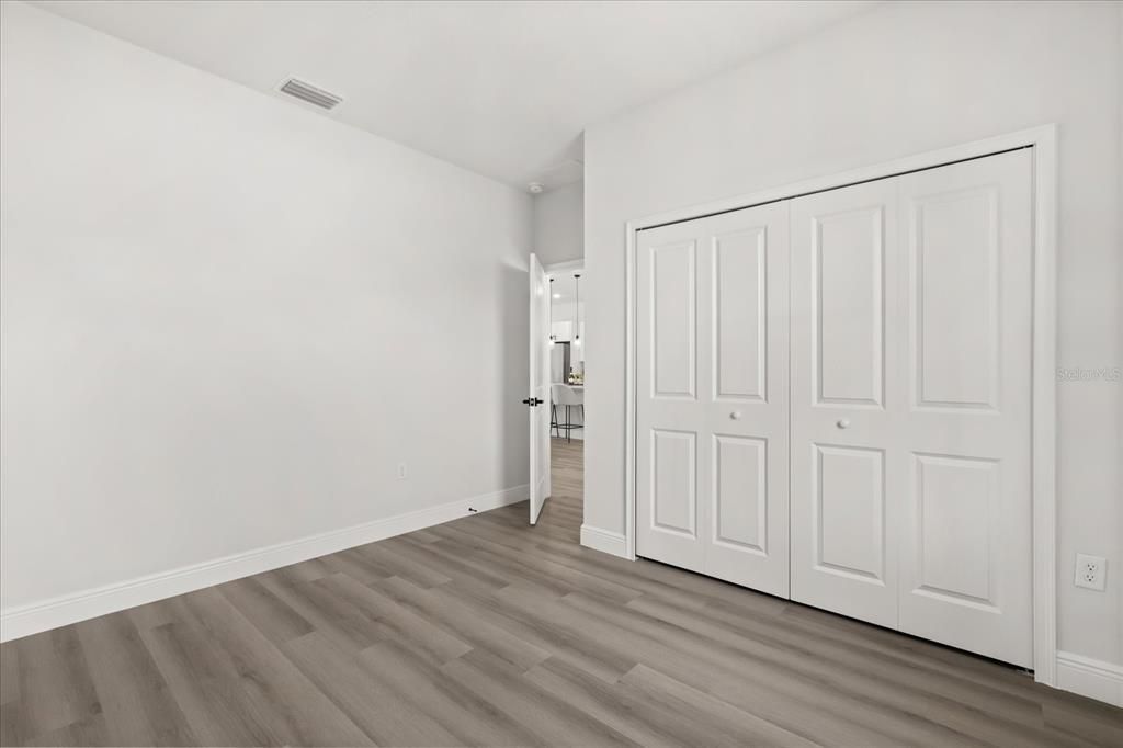 В аренду: $2,200 (3 спален, 2 ванн, 1833 Квадратных фут)