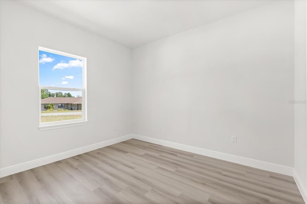 В аренду: $2,200 (3 спален, 2 ванн, 1833 Квадратных фут)