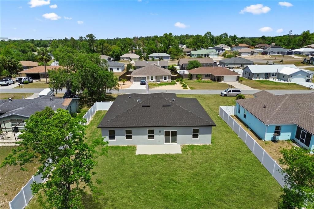 В аренду: $2,200 (3 спален, 2 ванн, 1833 Квадратных фут)