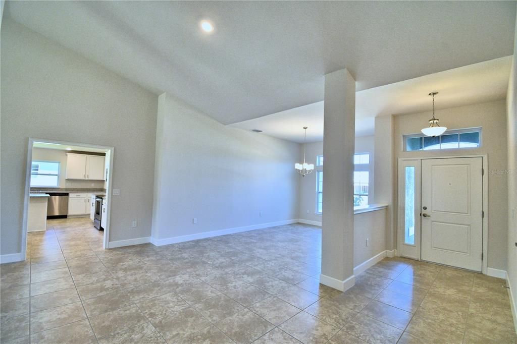 待售: $425,403 (4 贝兹, 3 浴室, 3000 平方英尺)