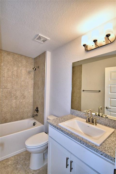 待售: $425,403 (4 贝兹, 3 浴室, 3000 平方英尺)