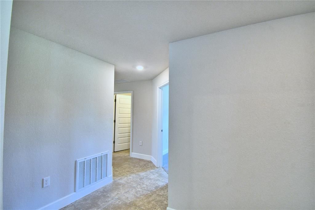 待售: $425,403 (4 贝兹, 3 浴室, 3000 平方英尺)