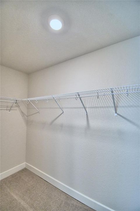 待售: $425,403 (4 贝兹, 3 浴室, 3000 平方英尺)