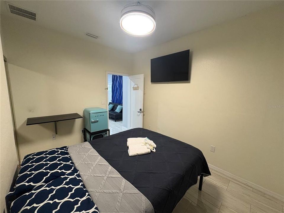 出租: $3,500 (5 贝兹, 4 浴室, 1462 平方英尺)