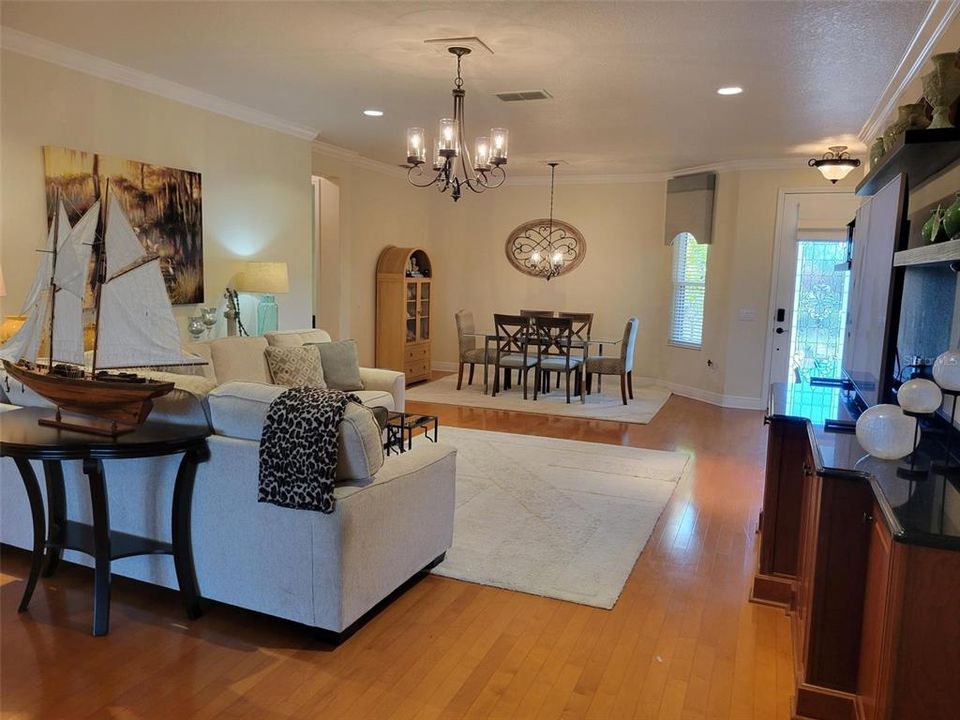 For Sale: $448,000 (3 beds, 2 baths, 2068 Square Feet)