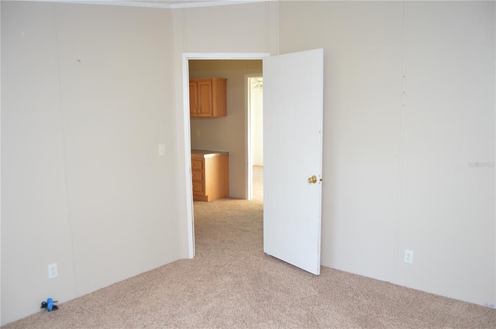 En Venta: $190,000 (4 camas, 2 baños, 2356 Pies cuadrados)