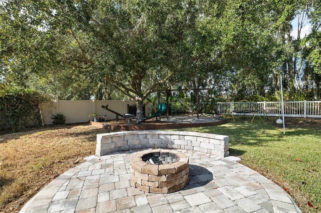 For Sale: $517,000 (4 beds, 3 baths, 2382 Square Feet)