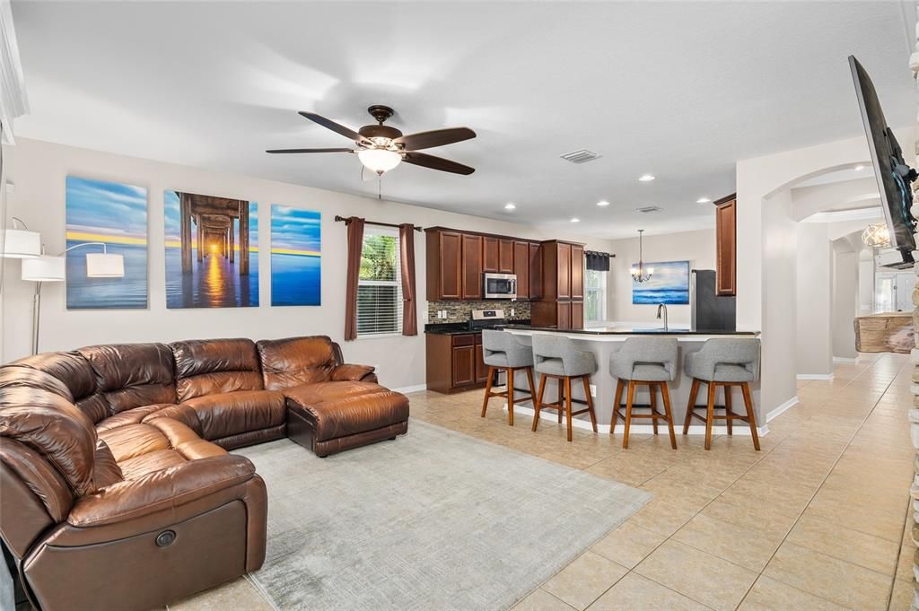 For Sale: $517,000 (4 beds, 3 baths, 2382 Square Feet)