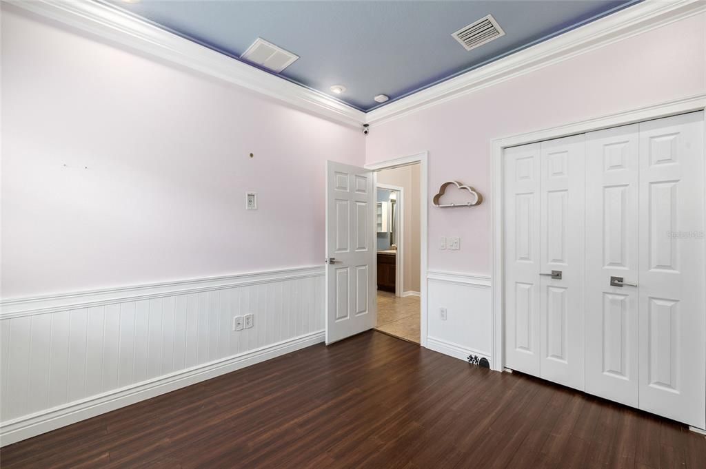 For Sale: $517,000 (4 beds, 3 baths, 2382 Square Feet)