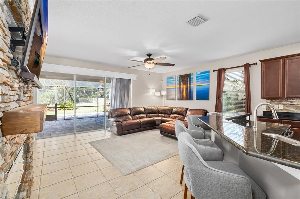 For Sale: $517,000 (4 beds, 3 baths, 2382 Square Feet)