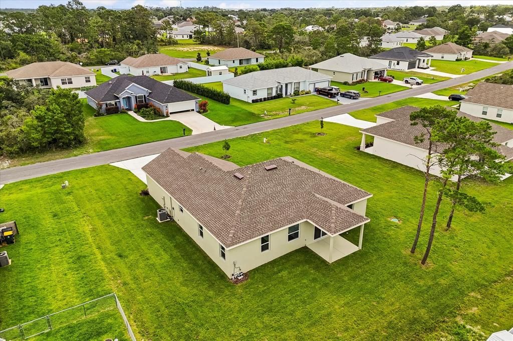 For Sale: $349,900 (4 beds, 2 baths, 1913 Square Feet)