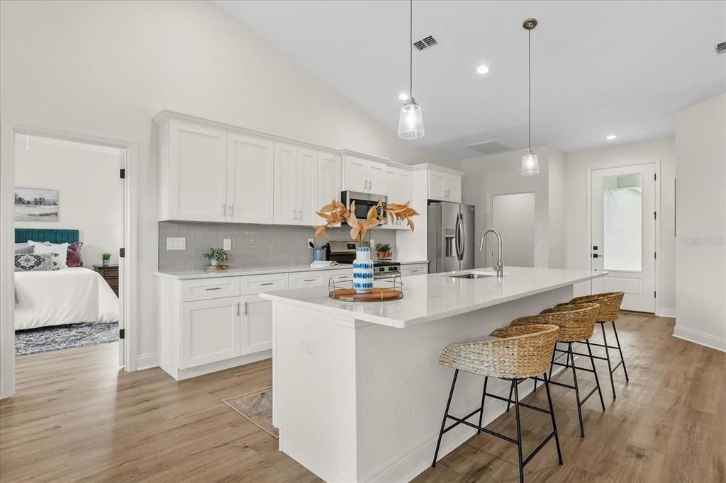 For Sale: $349,900 (4 beds, 2 baths, 1913 Square Feet)