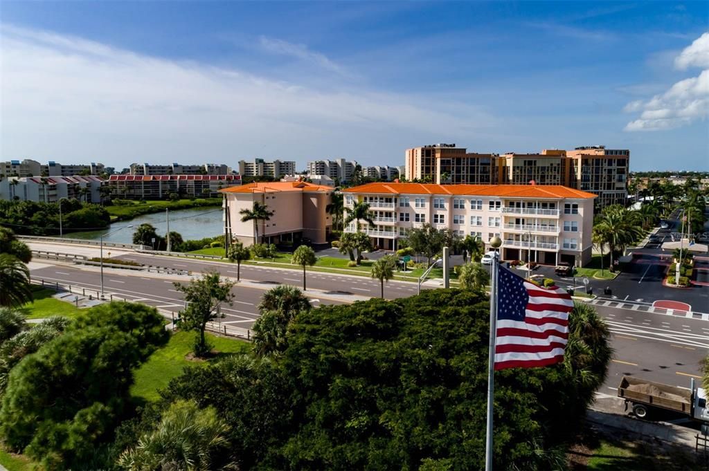 На продажу: $795,000 (3 спален, 3 ванн, 2342 Квадратных фут)