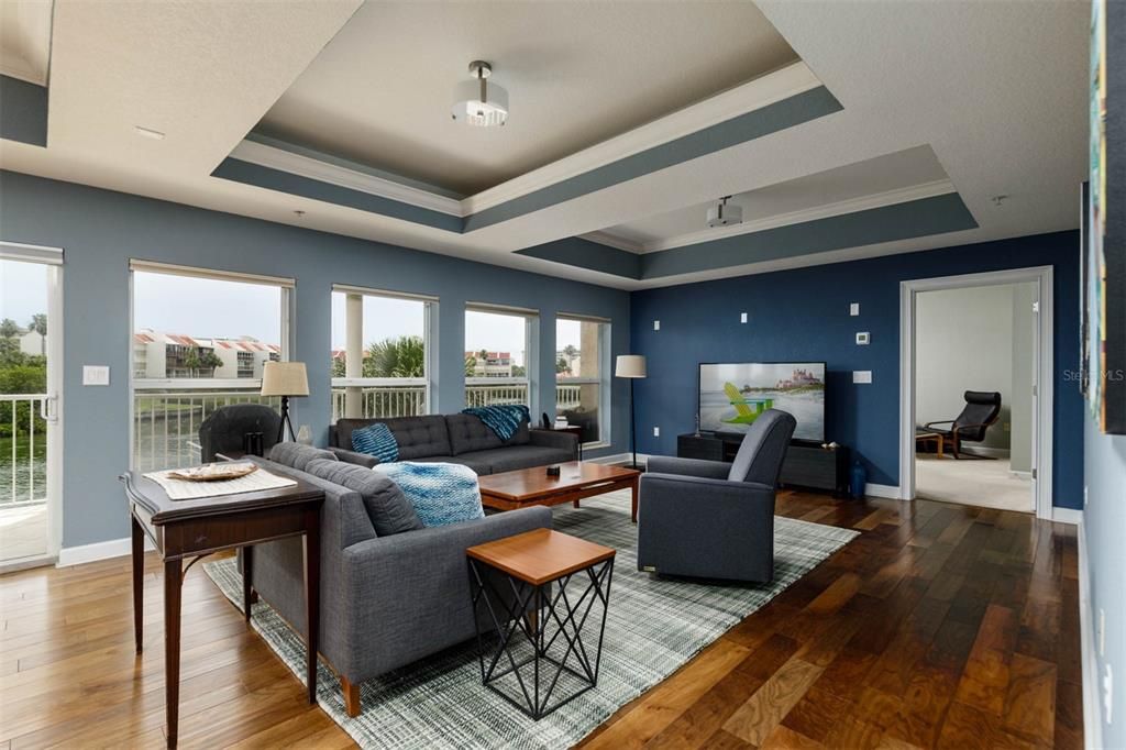 На продажу: $795,000 (3 спален, 3 ванн, 2342 Квадратных фут)