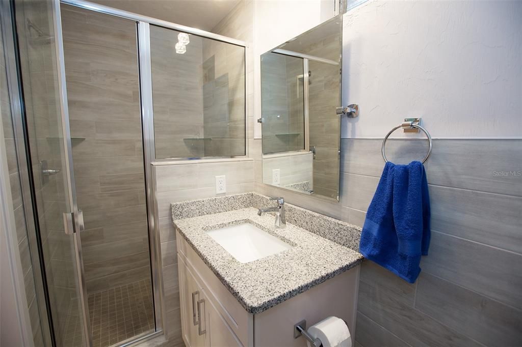 Под контрактом: $525,000 (3 спален, 2 ванн, 2024 Квадратных фут)