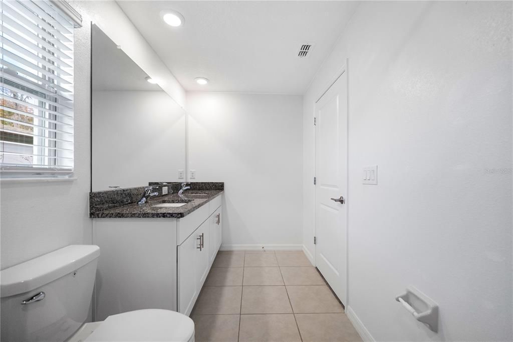 待售: $279,990 (2 贝兹, 2 浴室, 1541 平方英尺)