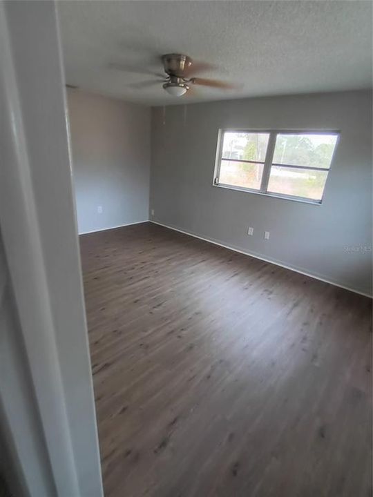 For Rent: $1,400 (2 beds, 2 baths, 1249 Square Feet)