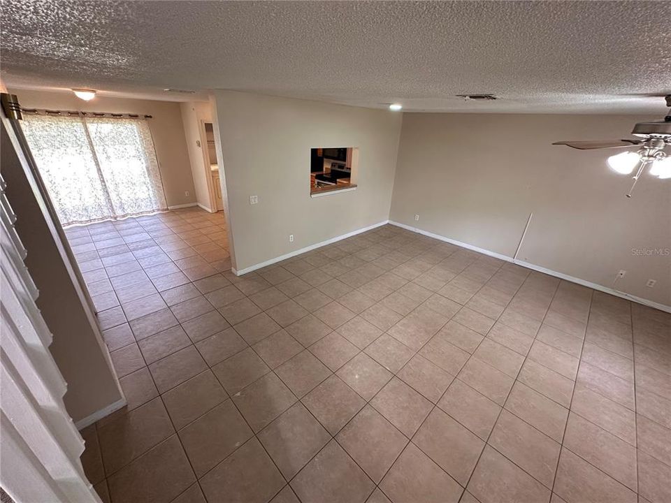 For Rent: $2,100 (3 beds, 2 baths, 1485 Square Feet)