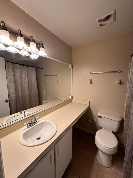 For Rent: $2,100 (3 beds, 2 baths, 1485 Square Feet)