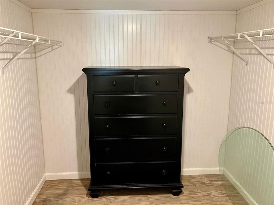 На продажу: $99,900 (2 спален, 2 ванн, 1052 Квадратных фут)