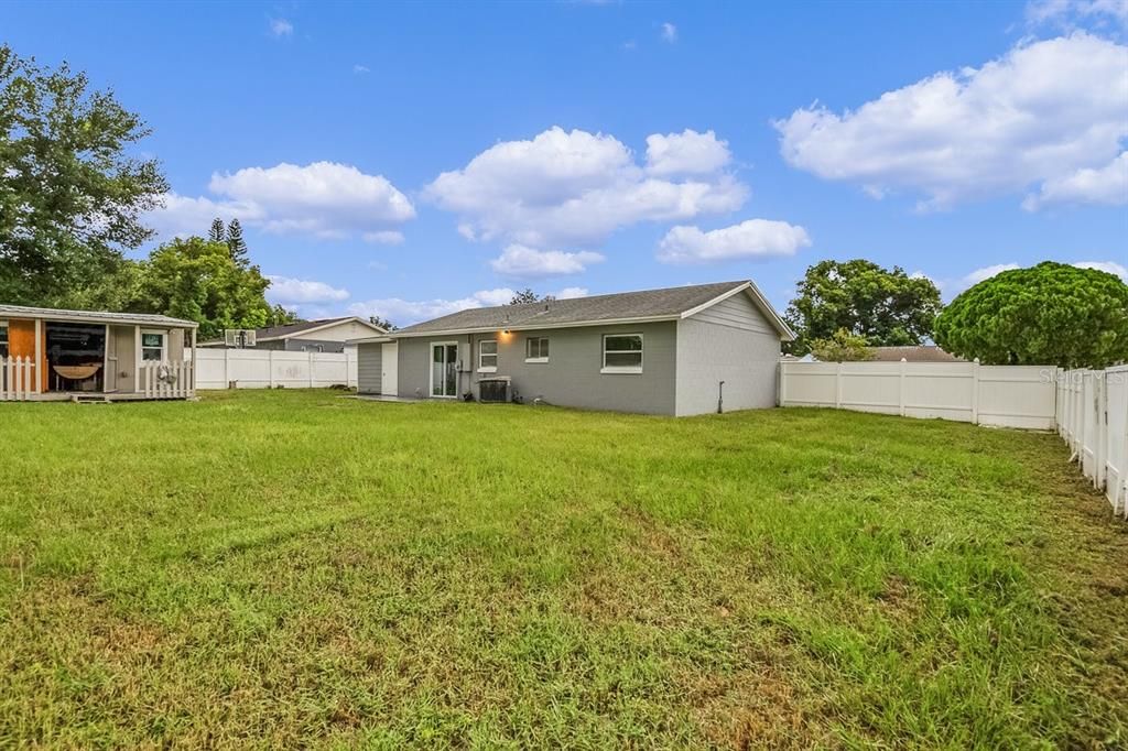 For Sale: $335,000 (3 beds, 1 baths, 1025 Square Feet)