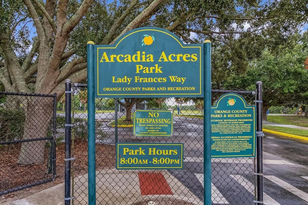 For Sale: $335,000 (3 beds, 1 baths, 1025 Square Feet)