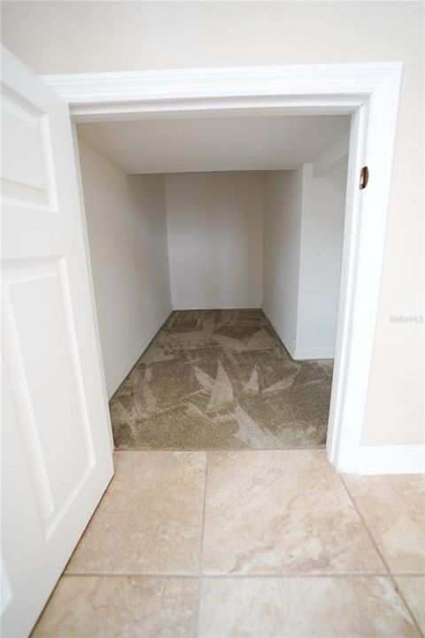 En Renta: $2,395 (4 camas, 3 baños, 2175 Pies cuadrados)