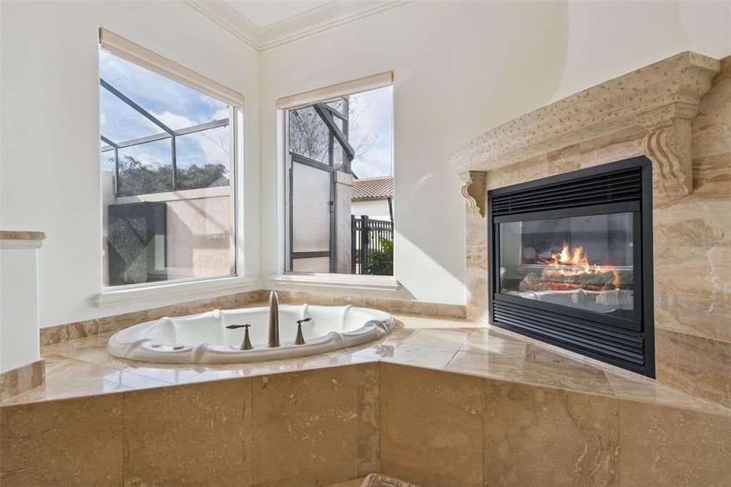 For Sale: $2,299,000 (6 beds, 5 baths, 4679 Square Feet)