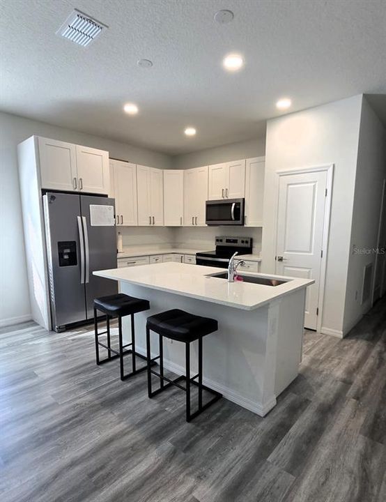 В аренду: $2,850 (3 спален, 2 ванн, 1505 Квадратных фут)