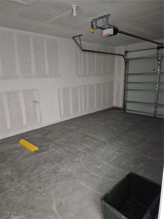 En Renta: $1,750 (3 camas, 2 baños, 1200 Pies cuadrados)