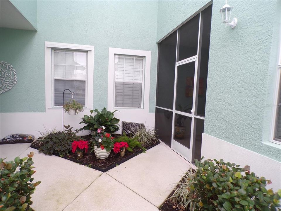 For Rent: $3,500 (2 beds, 2 baths, 1808 Square Feet)